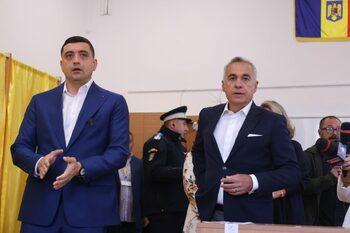 Ce și cine stă în spatele nostalgiei pentru Ceaușescu și comunism