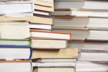 „Ți-am zis” vs. „Ți-am spus”. Una dintre variante este greşită, poţi ghici care?