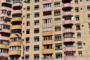 Trebuie să plătești TVA la vânzarea unui apartament vechi? Totul despre noul regim fiscal