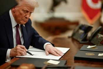 Trump zice că are cumpărător pentru TikTok: Un grup „fantastic” de persoane foarte bogate