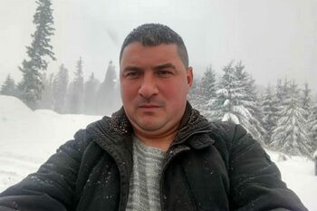 Un consilier AUR din Boroaia a murit într-un accident teribil. Mașina sa a fost izbită violent de un TIR la Drăgușeni