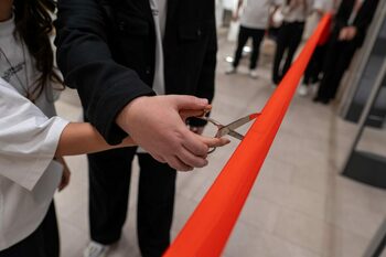 O nouă etapă pentru H&M în Electroputere Mall Craiova: design modern și experiență de shopping reimaginată