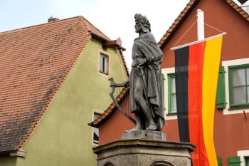 Wolfram von Eschenbach: cavalerul-poet care a reinventat legenda Graalului