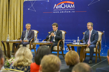 Nicuşor Dan, la AmCham CEO Business Forum: „Soluţiile la criza bugetară nu trebuie să descurajeze investiţiile, ci (…)
