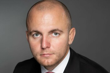 Andrei Gușă (AUR): „Coaliția toxică de guvernare trebuie să stopeze în regim de urgență ajutorul de toate felurile (…)