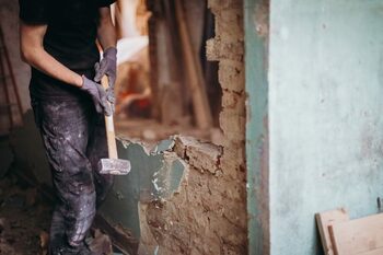 Proprietarii de apartamente riscă AMENZI de 100.000 lei dacă nu respectă o lege din anul 2018. Ce trebuie să facă (…)