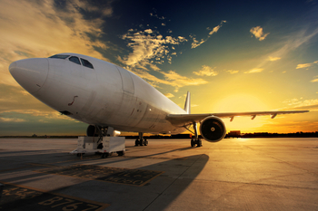 Incident halucinant pe aeroportul din Bergamo! Un bărbat de 35 de ani a murit, după ce a fost aspirat de motorul (…)