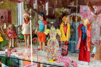 BREAKING | Celebrii creatori de păpuși Barbie personalizate, Mario Paglino și Gianni Grossi, au murit într-un (…)