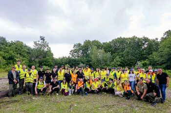 Gesturi simple care contează pentru un viitor mai bun: Peste 15 tone de deșeuri colectate în cadrul campaniei de (…)