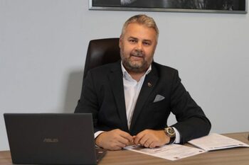 Primul bugetar de lux care renunță singur la salariul uriaș. A trecut de la 53.000 la 14.000 de lei