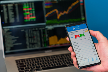 De cât timp ai nevoie pentru ca de la 100 de lei pe lună să îţi iei o garsonieră nouă?