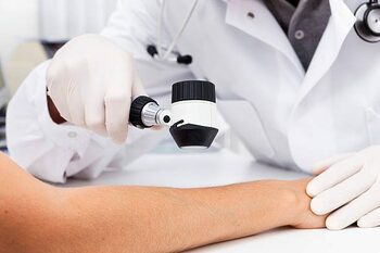 Campania de prevenție a UMFCD: Screening oferit de 46 de medici dermatologi, endocrinologi, pediatri și în premieră, (…)