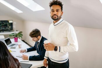 Ce funcționalități ale unui smartwatch să cauți pentru a-ți simplifica viața