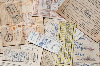 De ce să nu plastifiezi niciodată certificatele de naștere, căsătorie sau deces