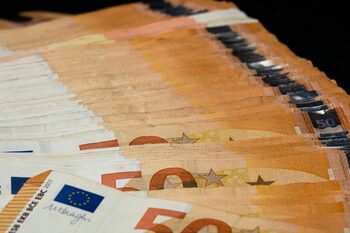 Grupul Patrioţi pentru Europa: Comisia Europeană a finanțat grupuri politice activiste. Cele 1.010 de proiecte ale (…)