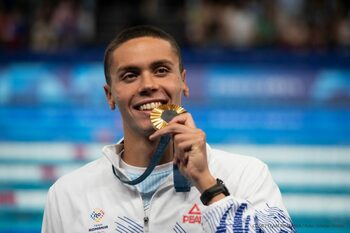 David Popovici a vrut să se retragă, înainte de a deveni dublu campion mondial. Cum l-a convins Taisia să se (…)