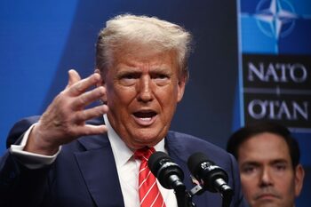 Donald Trump amenință Spania: „O să-i fac să plătească dublu”. Președintele american vrea să se implice în negocieri