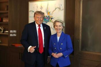 Donald Trump anunță taxe vamale de 30% pentru Uniunea Europeană