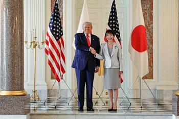 Trump s-a întâlnit la Tokyo cu familiile japonezilor răpiţi de Coreea de Nord în timpul Războiului Rece