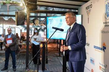 Dragoş Anastasiu face apel la şefii de instituţii care au venituri peste cel al preşedintelui ţării să renunţe (…)