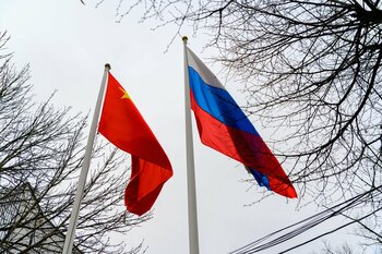 Președintele Chinei îl îndeamnă pe Lavrov să consolideze cooperarea dintre Beijing şi Moscova, după ameninţările lui (…)
