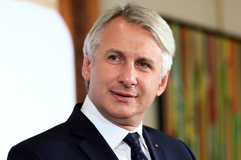Eugen Teodorovici, fost ministru al Finanțelor analizează „provincialismul” și lipsa de viziune a premierului Ilie (…)