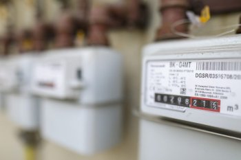 Cum se împart banii pe drumul de la producătorul de energie la consumatorul final. Doar 50% din sumă e marfa (…)