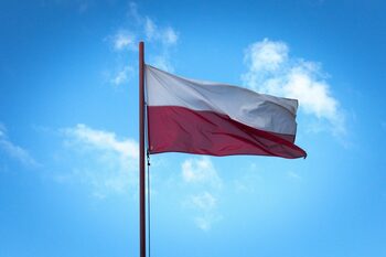 Polonia îşi consolidează apărarea civilă
