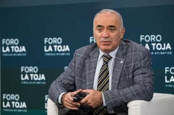 Garry Kasparov, fostul oligarh rus Hodorkovski și alți membri ai Comitetului Antirăzboi din Rusia, acuzați de FSB de (…)