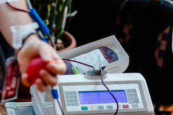 Gest de solidaritate la Primăria Capitalei: 60 de donatori au răspuns apelului pentru salvarea de vieți în spitalele (…)