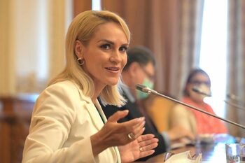 Gabriela Firea nu intră în cursa pentru Primăria Capitalei. „Doresc să-mi continui mandatul de europarlamentar”