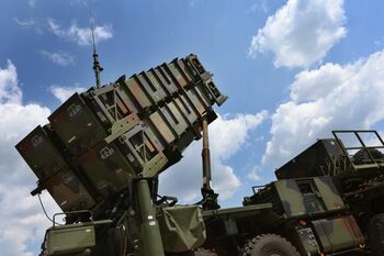 Ucraina convoacă un diplomat american de rang înalt, după ce Washingtonul a întrerupt unele livrări de arme pentru Kiev