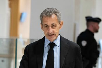 Nicolas Sarkozy anunță lansarea unei noi cărți, „Jurnalul unui prizonier”