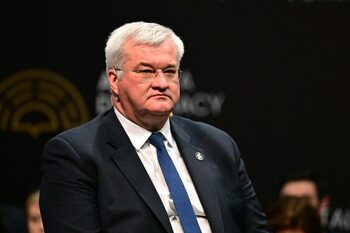 Ministrul de Externe al Ucrainei: Rusia își continuă „planul de război” în timp ce lumea vorbește despre pace