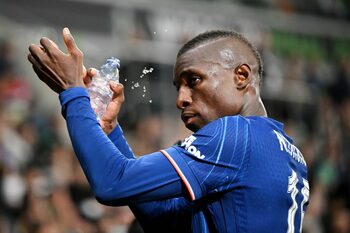 Haos la Chelsea: Jackson chemat înapoi din Germania în timp ce se pregătea să semneze cu Bayern