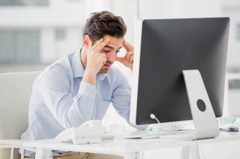 Inspiraţi, dar sub presiune financiară. Doar 35% dintre angajaţii români au primit o mărire salarială în ultimul (…)