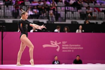 România a încheiat fără medalie CM de gimnastică după ce Voinea a luat locul 4 la sol