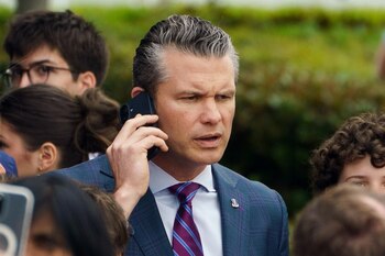 Trump îl numește „ministru de război” pe secretarul Apărării Pete Hegseth, titulatură abandonată din 1947