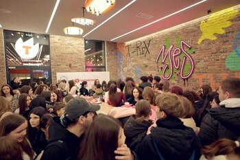 Tyranozaur a cucerit Suceava la deschidere: sute de clienți și un vibe de neuitat