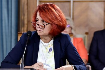 Ioana Dogioiu rămâne purtător de cuvânt al Guvernului după validarea în Consiliul de Administrație al Radio România