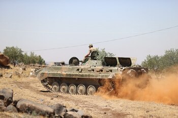 Israelul a bombardat tancurile forțelor guvernamentale siriene. Ce se întâmplă în sudul Siriei după încleștările (…)