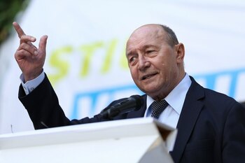 Traian Băsescu, considerat cel mai bun primar al Capitalei din ultimii 35 de ani. Cine este pe locul doi