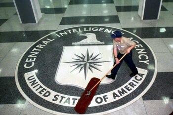 Ce se va alege de CIA? Agenția secretă americană a crezut mult timp în puterea de a-și cunoaște dușmanul. Dar în (…)