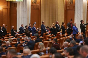 De la fake news la boicotul angajaților străini. Temele prin care partidele suveraniste hrănesc războiul hibrid al (…)