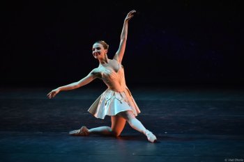 Povestea surorilor care pun România pe harta mondială a baletului: „Faptul că este cineva din familia ta lângă tine (…)