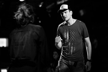 Tudor Chirilă povestește ce s-a întâmplat la marșul de comemorare a victimelor Colectiv: „Era o comemorare, nu un (…)