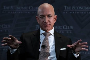 Jeff Bezos, despre AI și piața muncii: Cine are acest tip de abilități va rămâne de neînlocuit