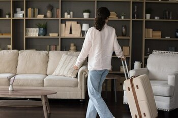 Chiriile au crescut alarmant în unele orașe din țară. În ce zone au scăzut