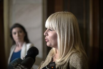 Elena Udrea află dacă va fi liberată condiționat. Judecătoria Ploiești este așteptată să se pronunțe