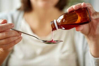 OMS a transmis o alertă globală pentru trei siropuri de tuse contaminate cu substanțe toxice care provoacă decese la (…)